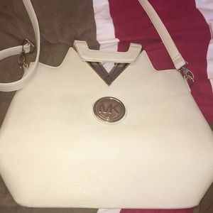 MICHAEL KORS BAG